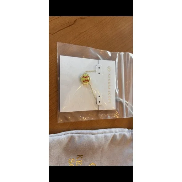 Kendra Scott Softball Gold Short Pendant Necklace - Picture 3 of 3